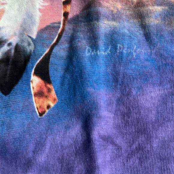 THE MOUNTAIN / purple T-shirts /￼ dreamcatcher and white dove/ size M￼ - Picture 5 of 5